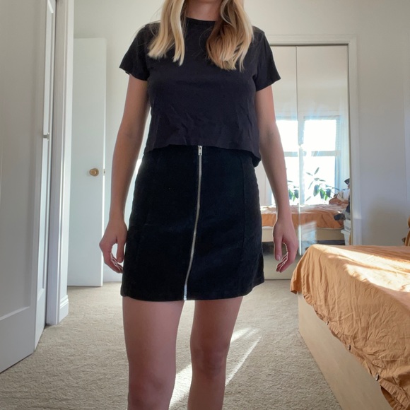 Brandy Melville Black Corduroy Skirt - Picture 2 of 5